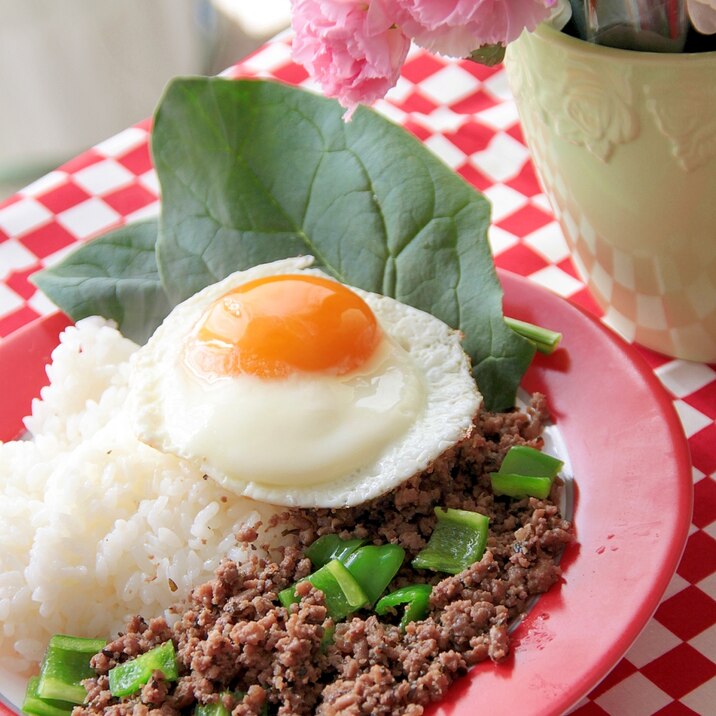 タイの屋台風『ガパオ炒めご飯』